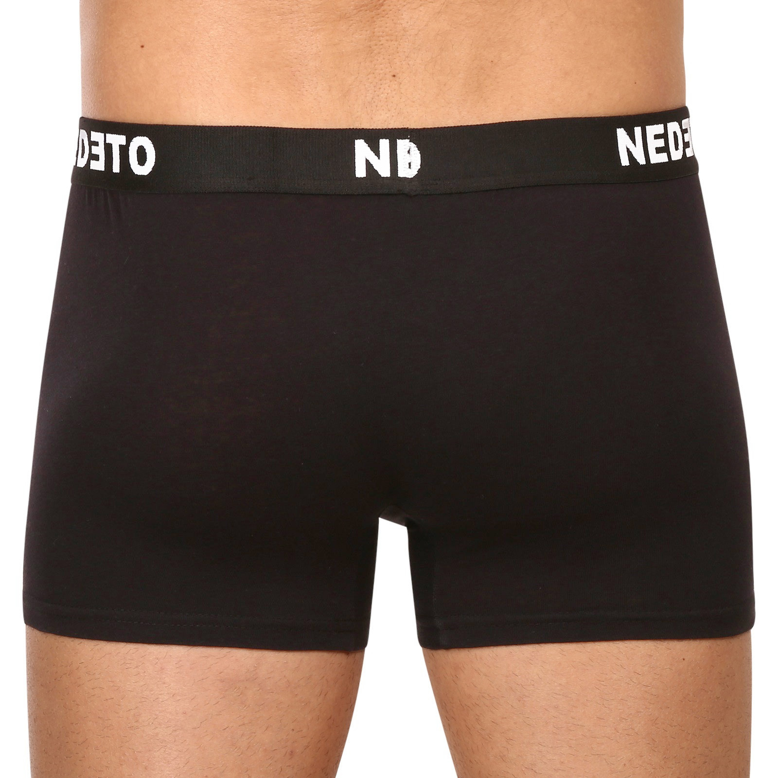 5PACK Herren Klassische Boxershorts Nedeto schwarz (5NDTB001-brand) S.
Klassische schwarze Boxershorts für jeden Kleiderschrank

Die Nedeto Herren-Boxershorts mit längerem Bein sorgen für perfekten Tragekomfort im Alltag, egal ob Sie ein wichtiges Arbeitstreffen haben oder zum Klettern müssen.
Tschechische Marke Nedeto setzt auf Qualität

Wir tragen alle Nedeto-Boxershorts, weil wir sie selbst hergestellt haben.