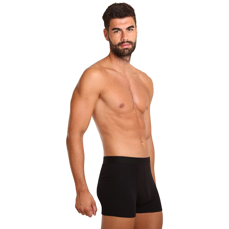 5PACK Herren Klassische Boxershorts Nedeto schwarz (5NB001) 5XL.
Klassische schwarze Boxershorts für jeden Kleiderschrank

Die Nedeto Herren-Boxershorts mit längerem Bein sorgen für perfekten Tragekomfort im Alltag, egal ob Sie ein wichtiges Arbeitstreffen haben oder zum Klettern müssen.
Tschechische Marke Nedeto setzt auf Qualität

Wir tragen alle Nedeto-Boxershorts, weil wir sie selbst hergestellt haben.