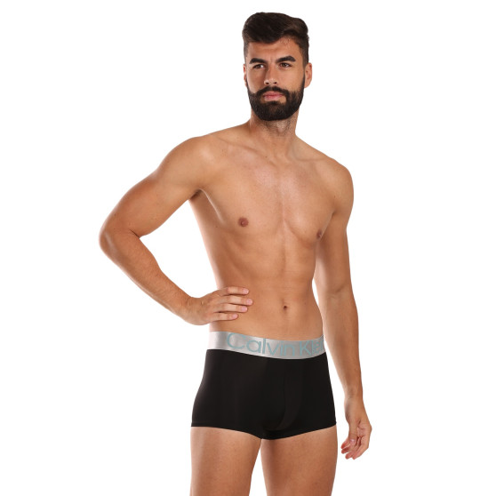 3PACK Herren Klassische Boxershorts Calvin Klein schwarz (NB3074A-QTE)